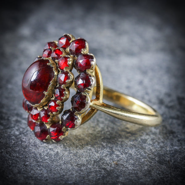 Bohemian garnet ring top