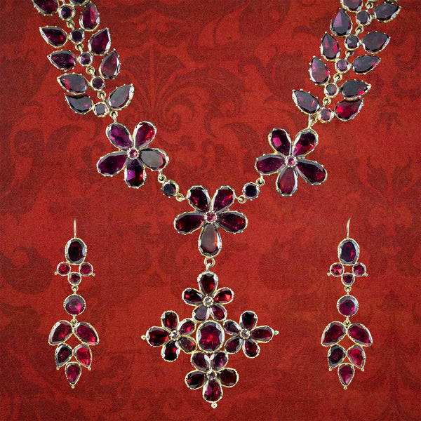 Antique Georgian Garnet Floral Collar Necklace And Earrings Suite With Box