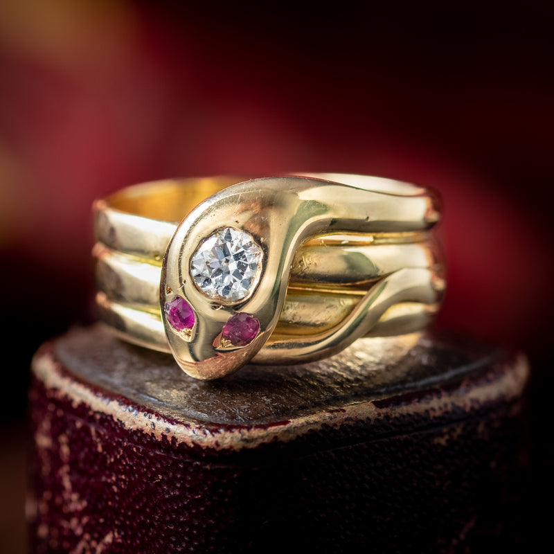 GIA Certified 30 Carat Emerald Cut Flawless Diamond Ring For Sale at  1stDibs | 30 carat diamond ring, 30k diamond ring, 30 carat diamond price