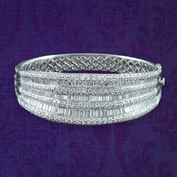 Art Deco Style Diamond Bangle 18ct Gold 9.58ct Total