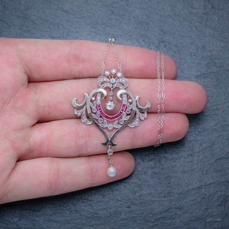 ANTIQUE DIAMOND RUBY PEARL PENDANT NECKLACE PLATINUM 18CT GOLD CIRCA 1915 BOXED BOX