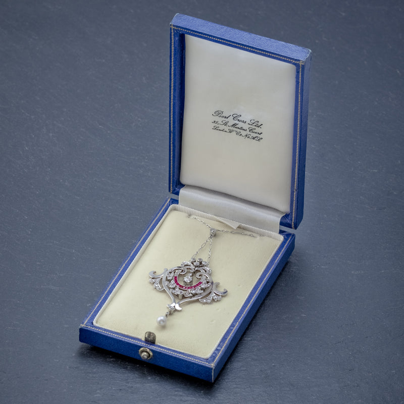 ANTIQUE DIAMOND RUBY PEARL PENDANT NECKLACE PLATINUM 18CT GOLD CIRCA 1915 BOXED OPEN