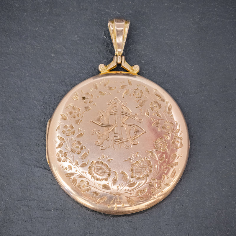 ANTIQUE EDWARDIAN ROUND FORGET ME NOT LOCKET 9CT GOLD DATED 1910 FRONT