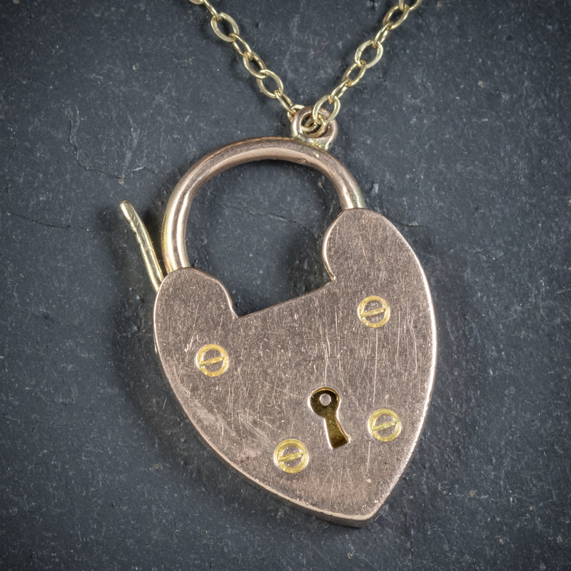 Antique Victorian Curb Bracelet 9ct Gold Heart Padlock Circa 1900 padlock