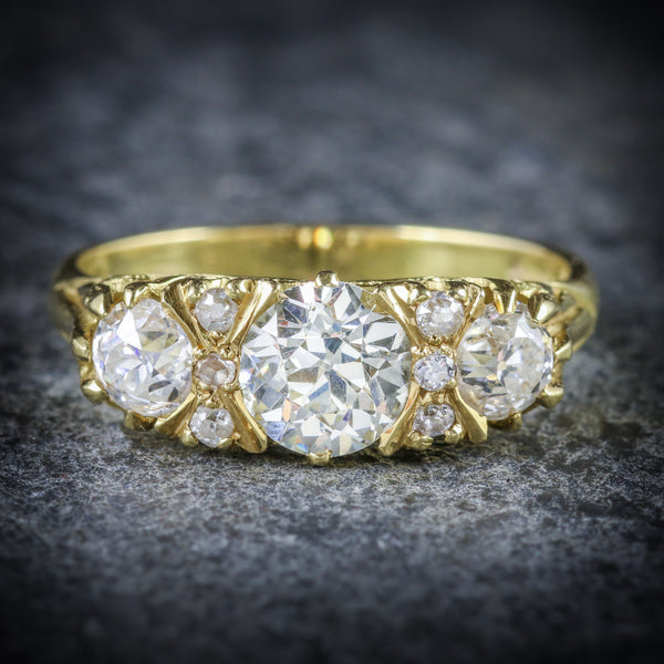ANTIQUE VICTORIAN DIAMOND RING 18CT GOLD 2.20CT DIAMONDS FRONT