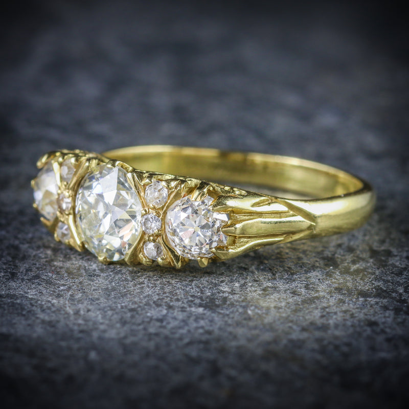 ANTIQUE VICTORIAN DIAMOND RING 18CT GOLD 2.20CT DIAMONDS SIDE