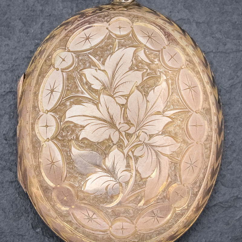 Antique Victorian Engraved Locket 18ct Gold Back And Front Circa 1880 CLOSE