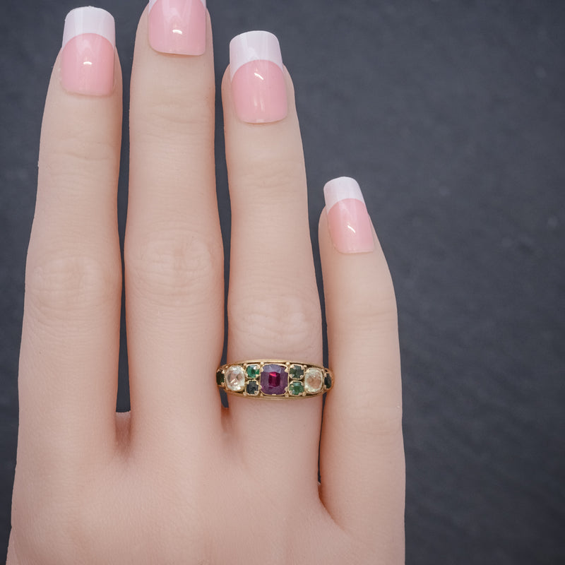 ANTIQUE VICTORIAN GARNET QUARTZ CLUSTER RING 15CT GOLD CIRCA 1900 HAND