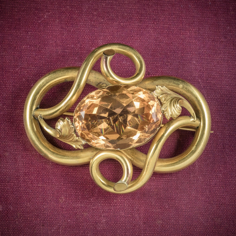Pinchbeck brooch sales