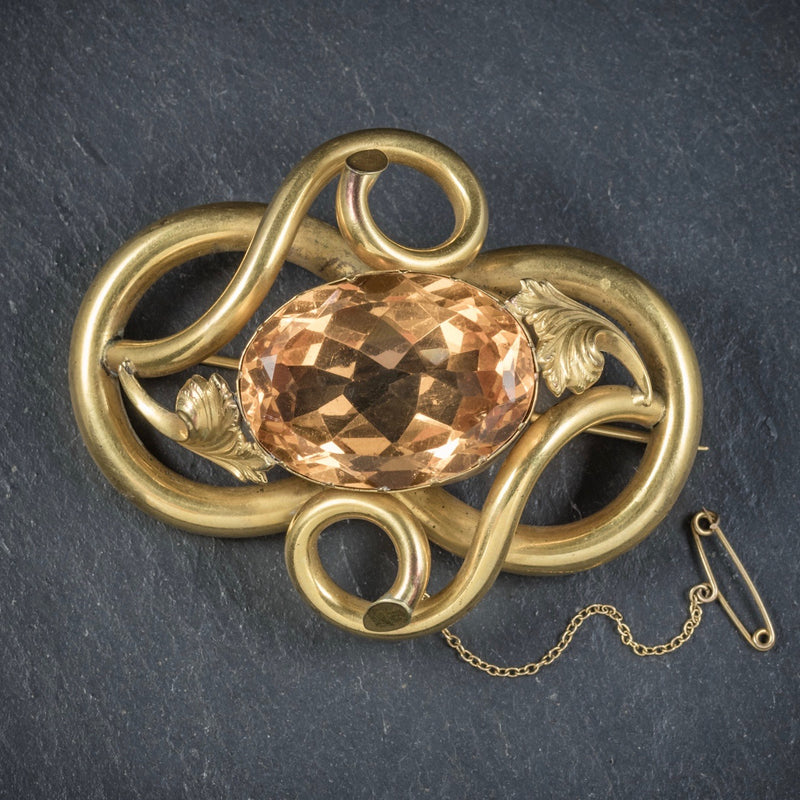 Pinchbeck brooch sales