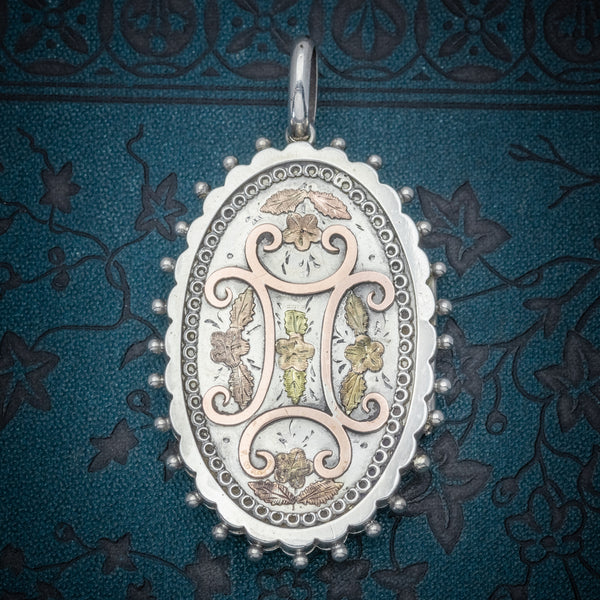 Antique Victorian Silver Gold Forget Me Not Locket Circa 1880 COVER