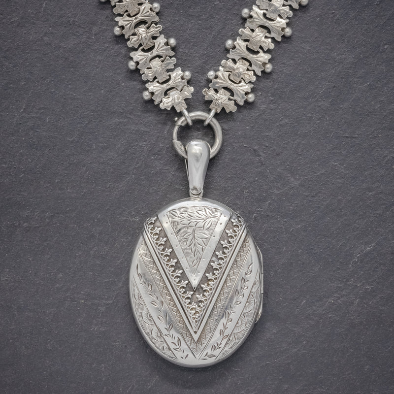 Antique sterling silver necklace deals