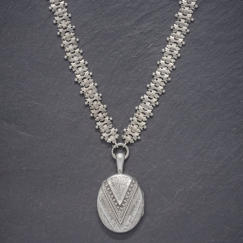 Silver collar shop necklace for pendants