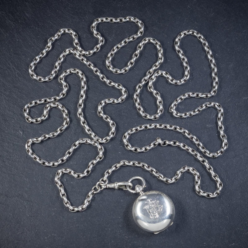 ANTIQUE VICTORIAN STERLING SILVER SOVEREIGN LOCKET NECKLACE AND GUARD CHAIN BIRMINGHAM 1907 top