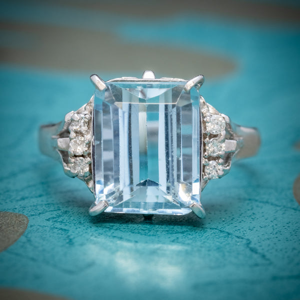 ART DECO 4CT EMERALD CUT AQUAMARINE RING PLATINUM CIRCA 1920 COVER