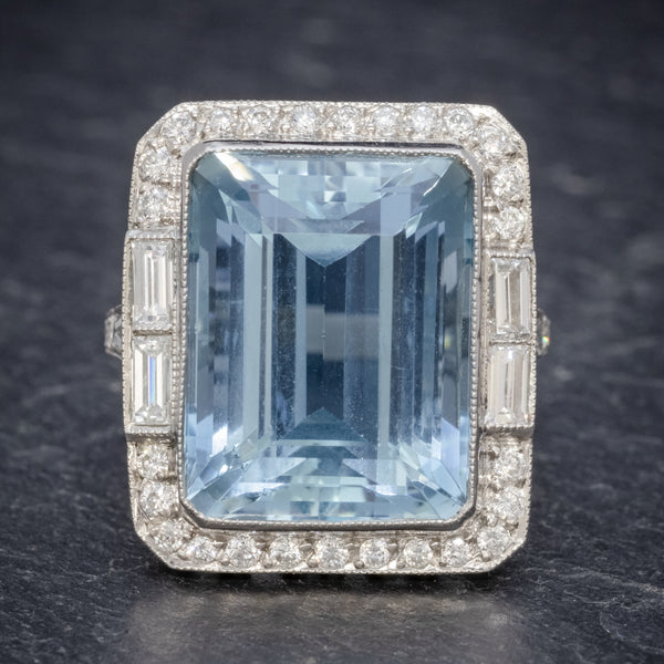 ART DECO AQUAMARINE RING PLATINUM 18CT AQUA CIRCA 1930 FRONT