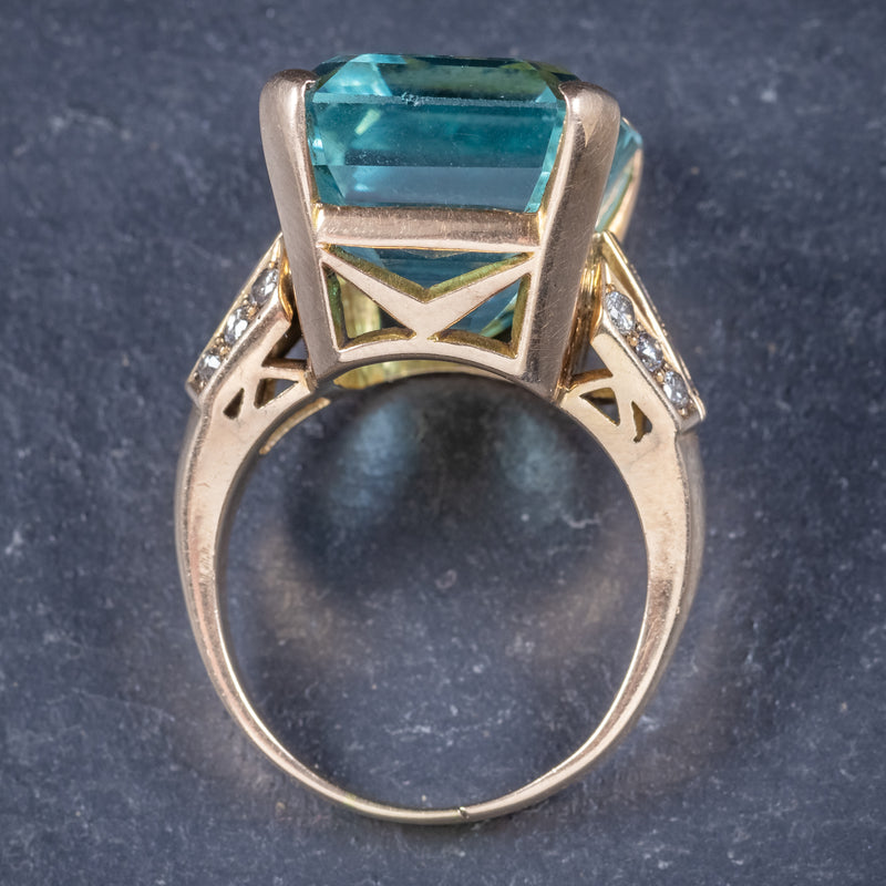 Art Deco Aquamarine Ring 18ct Gold 28ct Aqua top 2