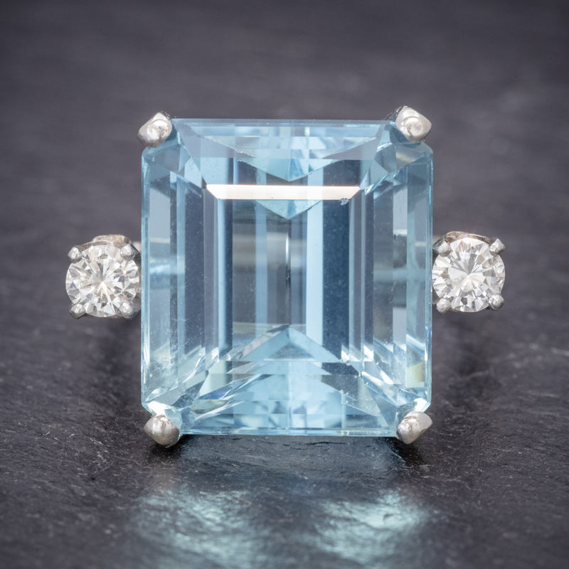 ART DECO AQUAMARINE RING 18CT WHITE GOLD 17.5CT AQUA CIRCA 1920 FRONT