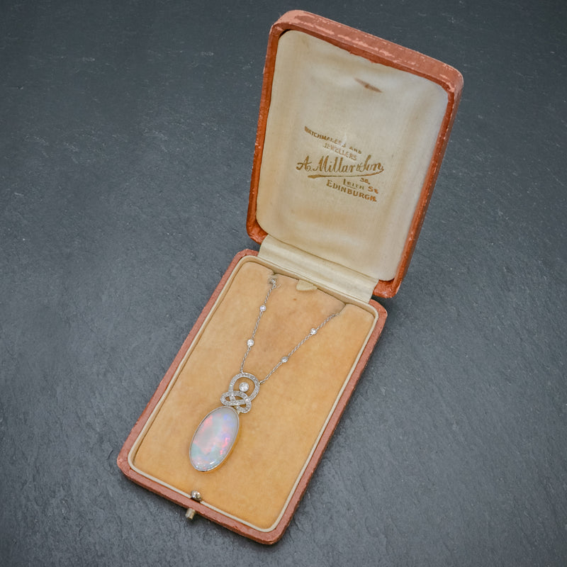 ART DECO OPAL DIAMOND PENDANT NECKLACE 18CT GOLD PLATINUM 15CT OPAL CIRCA 1930 BOXED OPEN