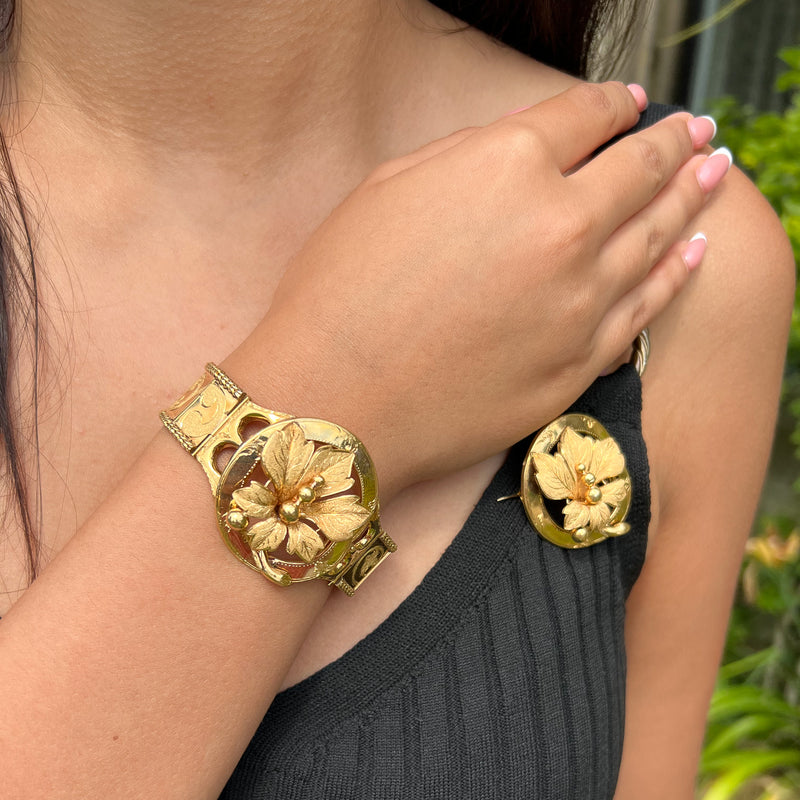 Buy Vintage Solid 18k Gold Bracelet, Matching Solid Gold Bracelet and  Necklace, Fancy Solid 18ct Gold Bracelet,vintage Solid 18k Gold Bracelets  Online in India - Etsy