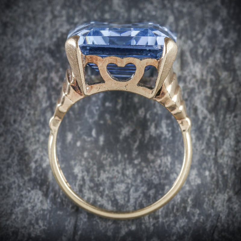 BLUE TOPAZ COCKTAIL RING 9CT GOLD CIRCA 1940 TOP