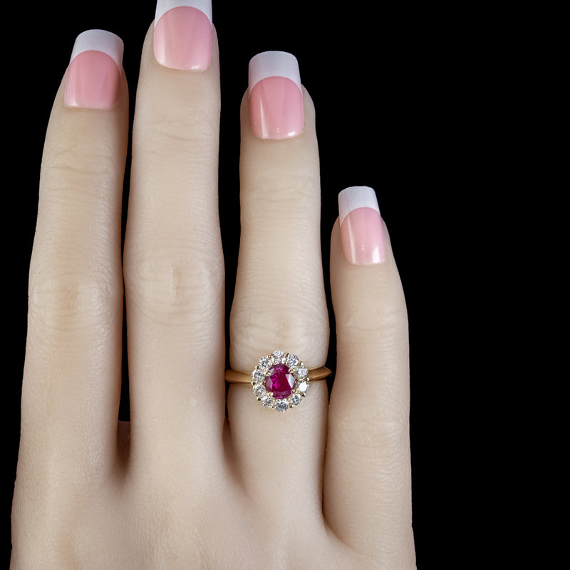 Burmese Ruby Diamond Cluster Ring 18Ct Gold 1.10Ct Natural Ruby With Cert