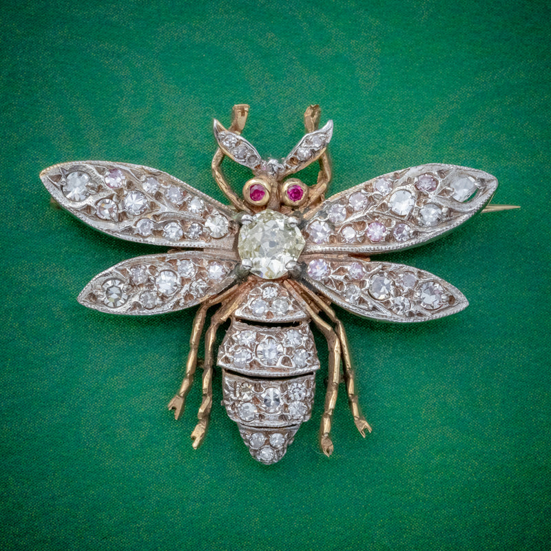 DIAMOND BEE BROOCH 18CT GOLD RUBY EYES 3CT OF DIAMOND COVER