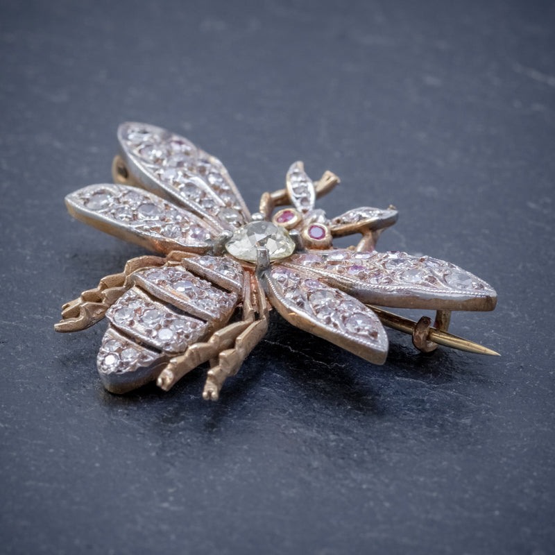 DIAMOND BEE BROOCH 18CT GOLD RUBY EYES 3CT OF DIAMOND SIDE