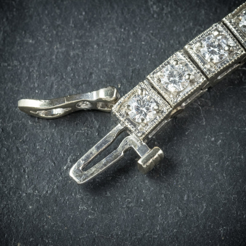 Diamond Line Bracelet 14ct White Gold clasp