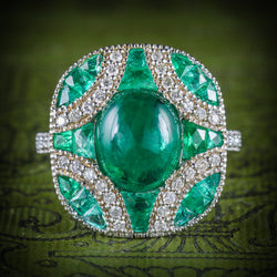 Emerald Diamond Cluster Ring 18ct White Gold COVER