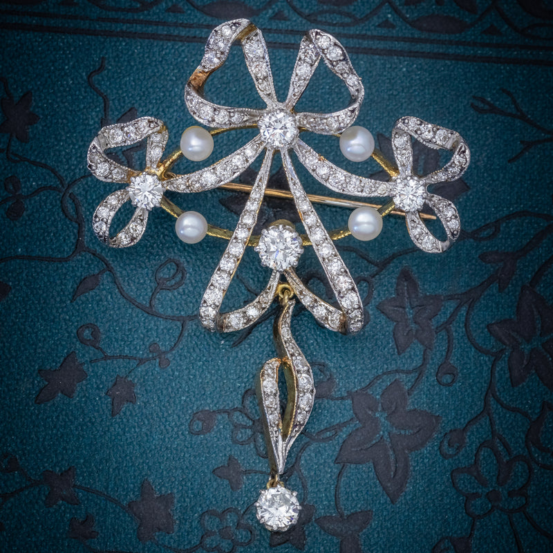 Garland 3ct Diamond Pearl Brooch 18ct Gold  COVER