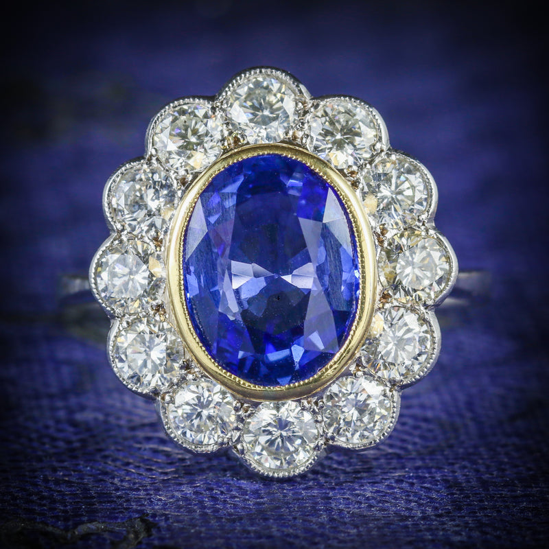 SAPPHIRE DIAMOND CLUSTER RING 18CT GOLD 3.20CT SAPPHIRE 1.50CT DIAMOND COVER