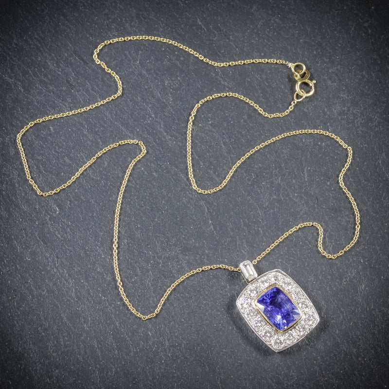 Sapphire Diamond Pendant Necklace 18ct Gold TOP
