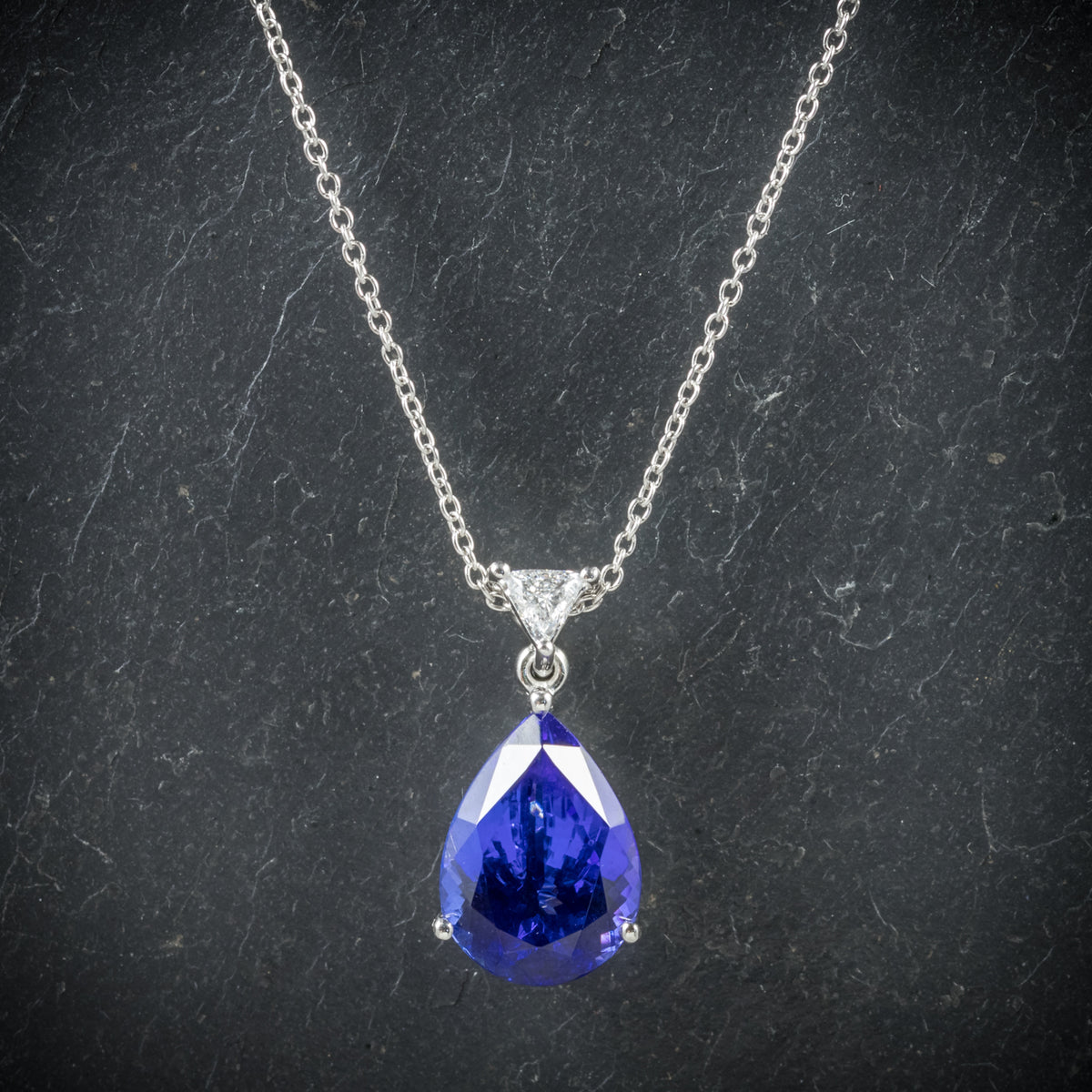 アクセサリー MONAKAjewellery Flat Necklace Tanzanite Flat Stone Necklace – MONAKA jewellery