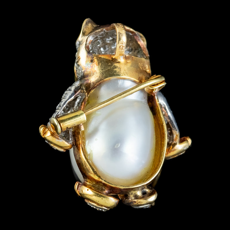 VINTAGE DIAMOND PEARL BEAR PENDANT BROOCH 18CT GOLD EMERALD EYES 2CT OF DIAMOND