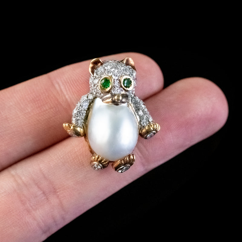 VINTAGE DIAMOND PEARL BEAR PENDANT BROOCH 18CT GOLD EMERALD EYES 2CT OF DIAMOND