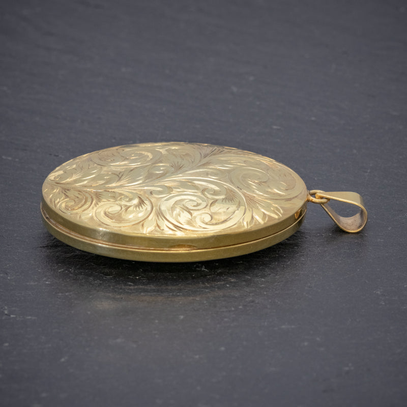 Vintage Engraved Locket 18ct Gold On Silver Dated 1977 Silver Jubilee  SIDE