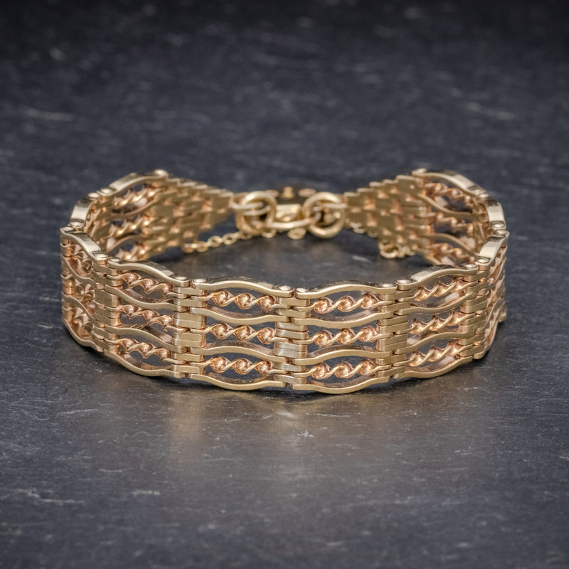 Vintage Gate Bracelet 9ct Gold Heart Padlock Circa 1965 BACK