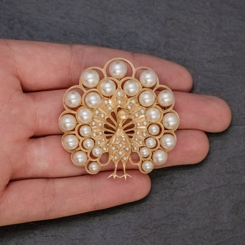 VINTAGE PEARL PEACOCK BROOCH 14CT GOLD  HAND