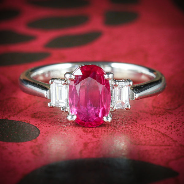 VINTAGE RUBY DIAMOND TRILOGY RING 18CT GOLD COVER
