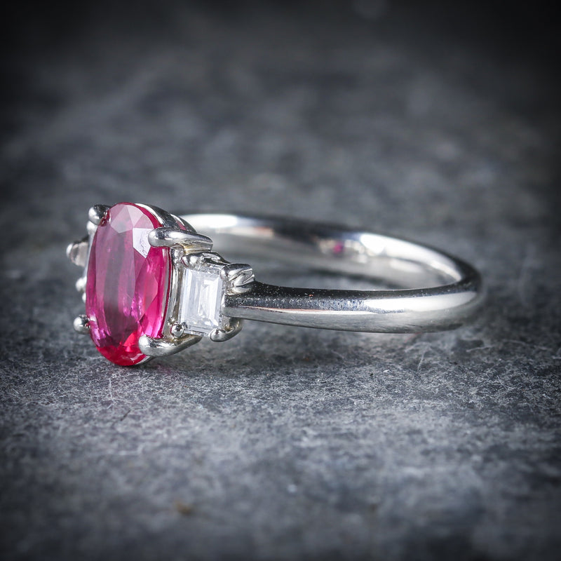 VINTAGE RUBY DIAMOND TRILOGY RING 18CT GOLD SIDE