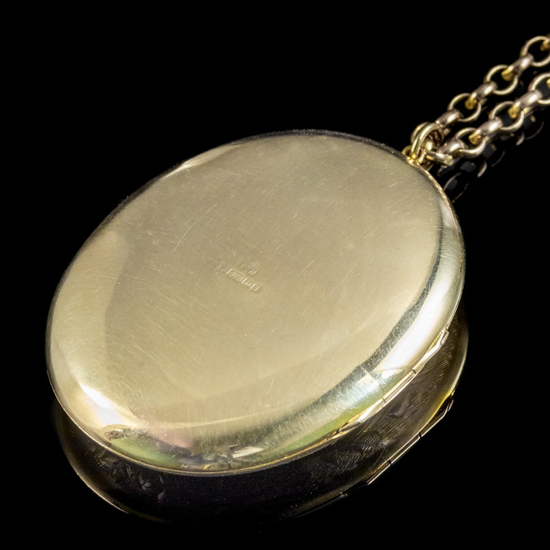 Vintage Forget Me Not Locket And Chain 9ct Gold Dated 1968